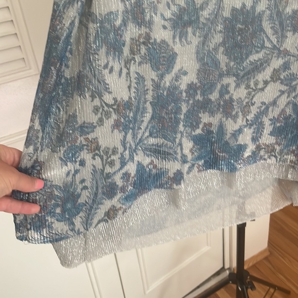 Blue floral sparkle tank with ruffle - Picture 8 of 8